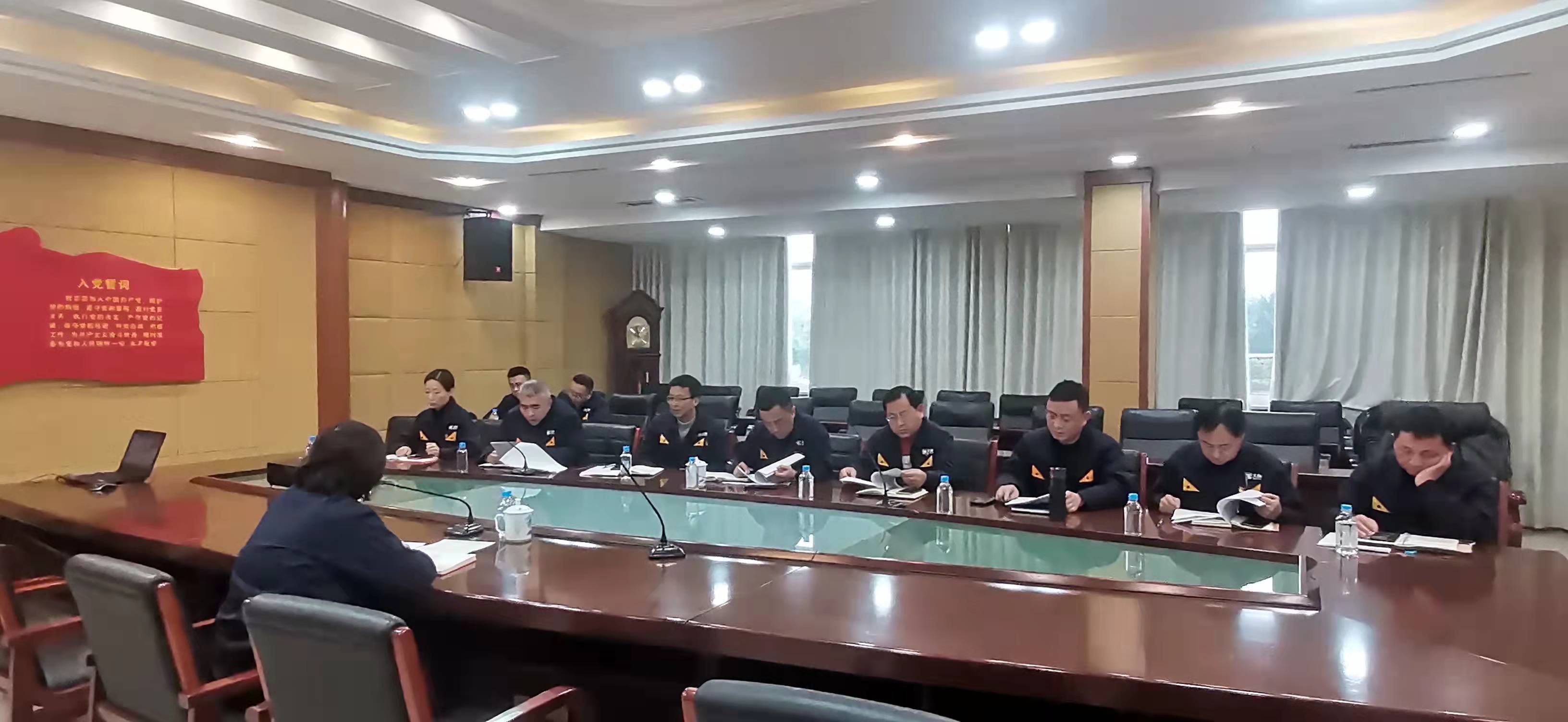 22037493fd8b54b2e8fe2c3571b1954.jpg 22037493fd8b54b2e8fe2c3571b1954.jpg